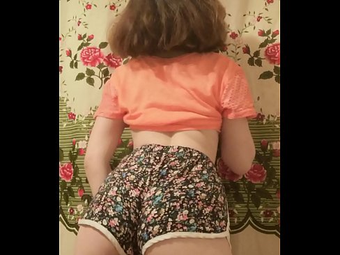 ❤️ Sexy mladá kočka svléká šortky před kamerou. ❤️❌ Porno video u porna cs.tube-sexer-com.ru ️❤